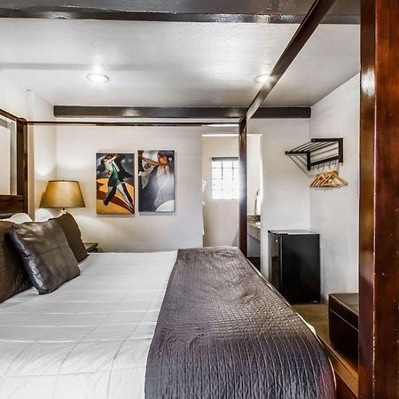 Rodeway Inn & Suites Williams Downtowner-Rte 66 Екстериор снимка