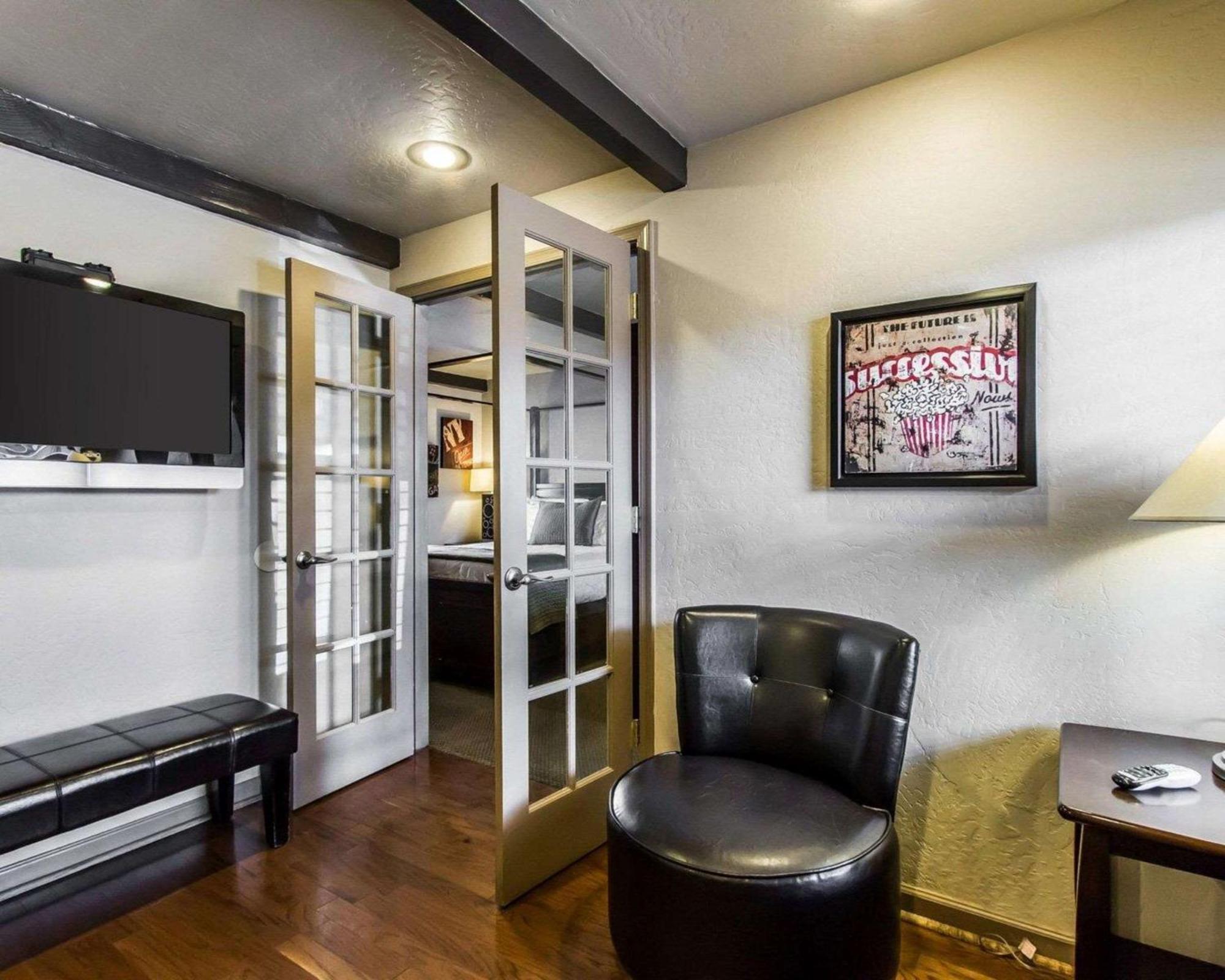 Rodeway Inn & Suites Williams Downtowner-Rte 66 Екстериор снимка