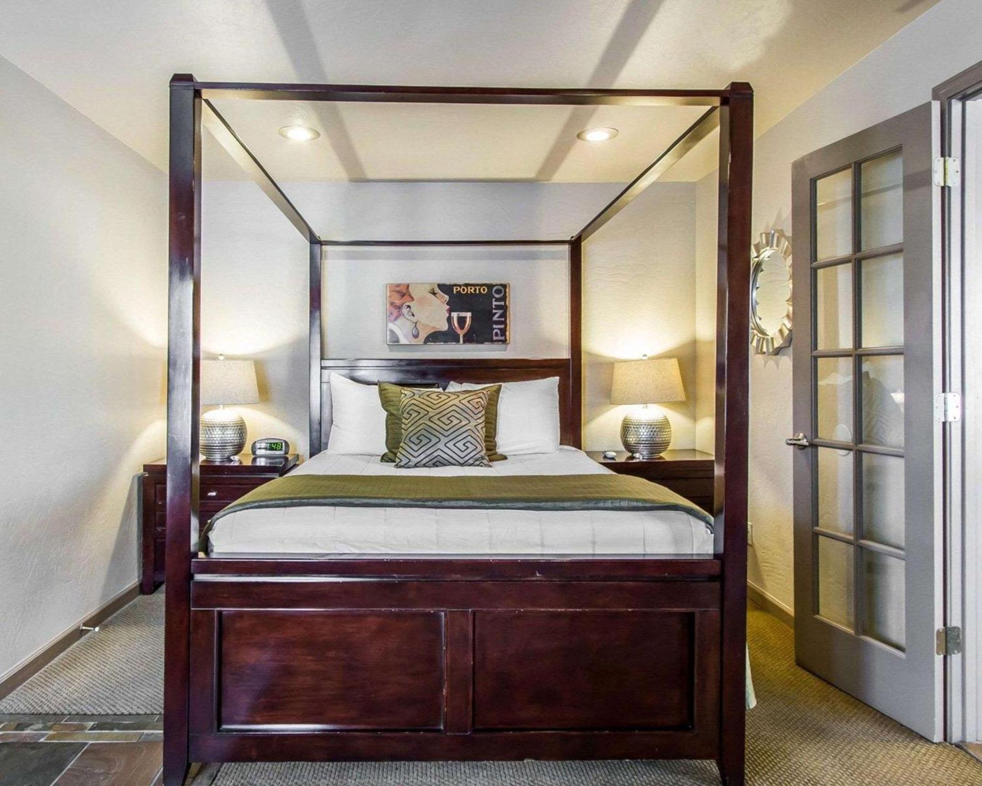 Rodeway Inn & Suites Williams Downtowner-Rte 66 Екстериор снимка