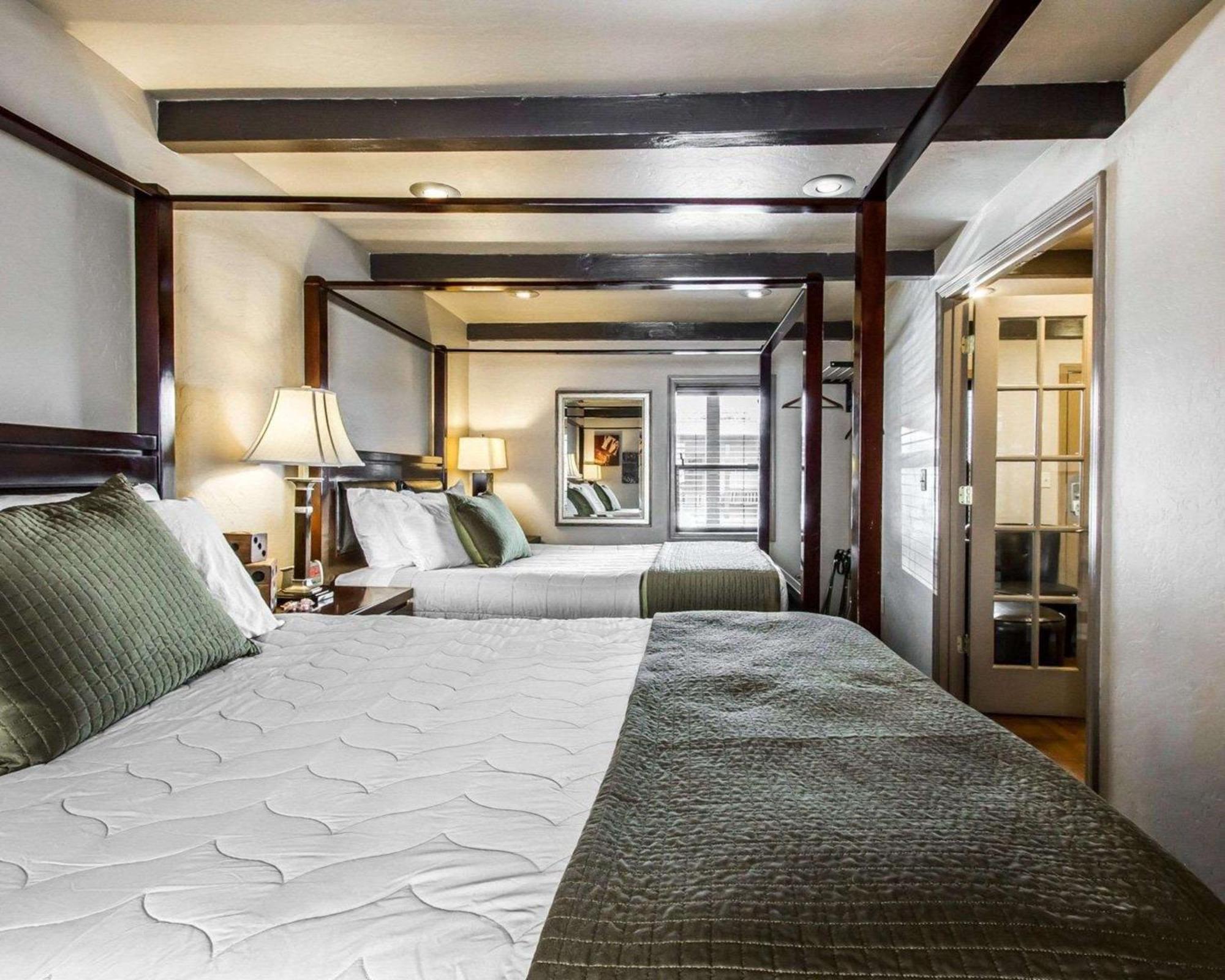 Rodeway Inn & Suites Williams Downtowner-Rte 66 Екстериор снимка