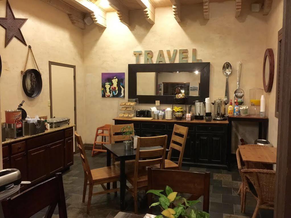 Rodeway Inn & Suites Williams Downtowner-Rte 66 Екстериор снимка